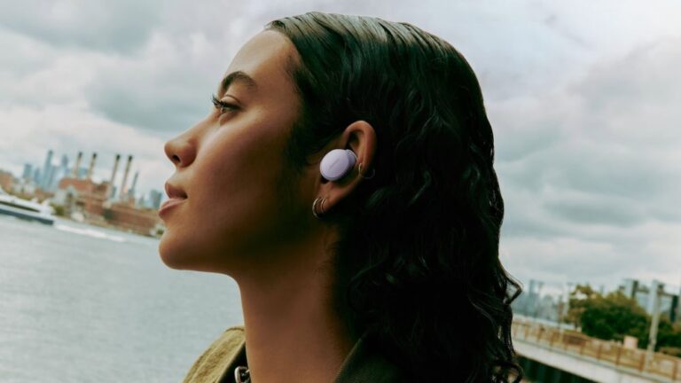 Global Wireless Earbuds Market Shows Highest Growth