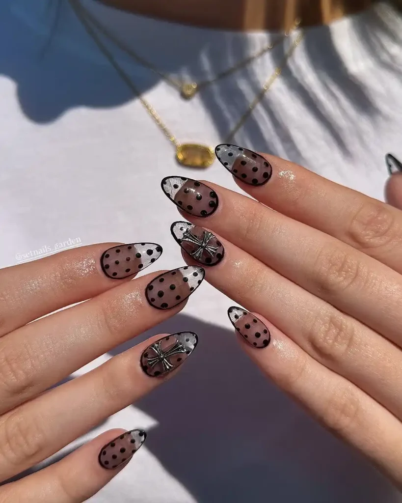 Black-Polka-Dot-Nails.webp
