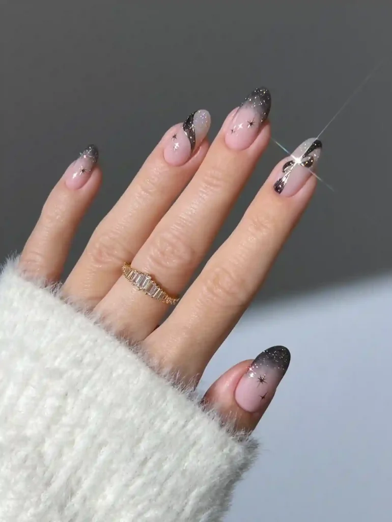 Glitter-Black-Nails.webp
