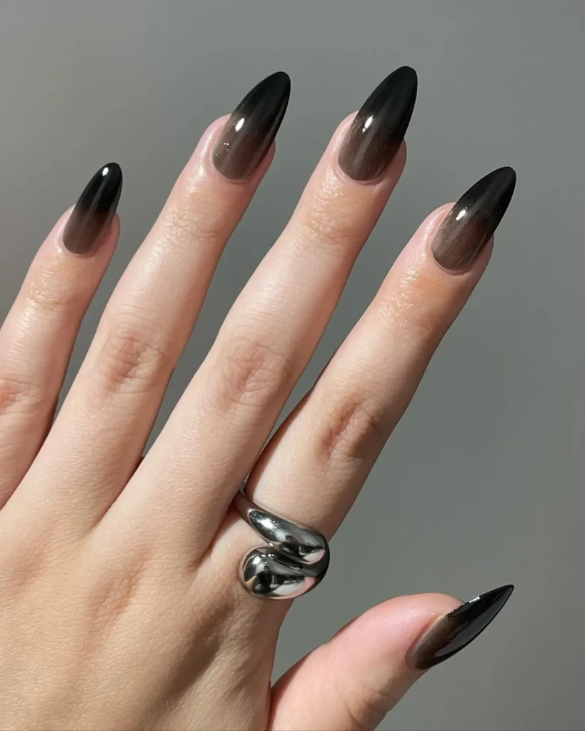 Ombre-Black-Nails.webp
