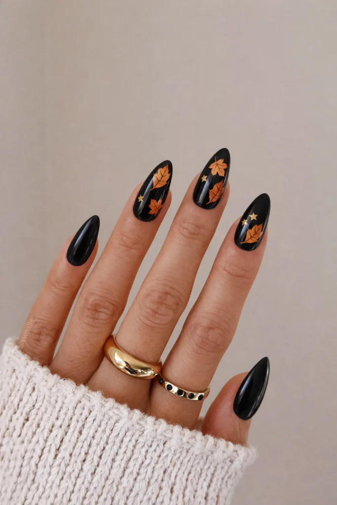 Summer-Black-Nails.webp
